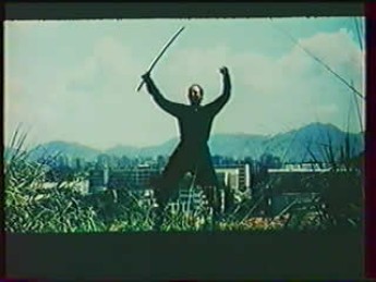 Un méchant en roue libre : extrait vidéo du film L'empire des ninjas