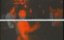 Weng Weng en boîte